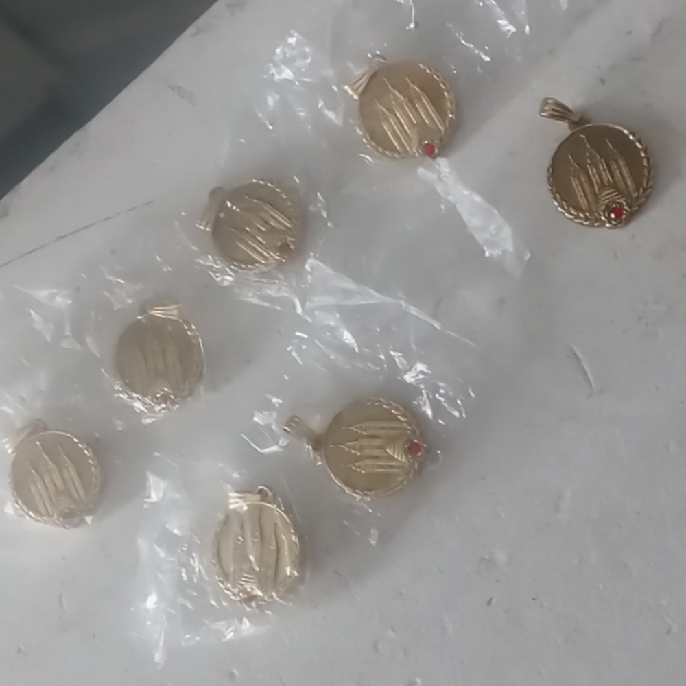 Lds mormon progress medallion temple rare gold color 1 item in auction not 7